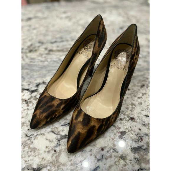Vince Camuto Candera Leopard Block Heel Pumps 6 - Picture 6 of 10